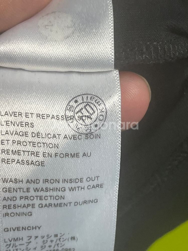 지방시 바브드 와이어 반팔 티셔츠 XL--2