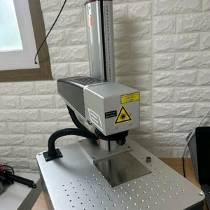 파이버 금속 레이저각인기 20w