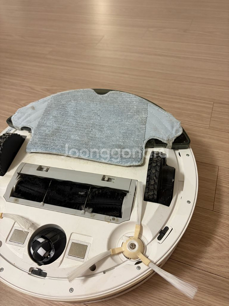 치후 360 로봇 청소기--5