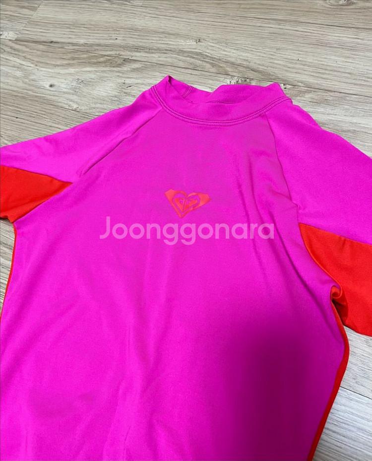 새제품) 록시 ROXY 래쉬가드 XS--4