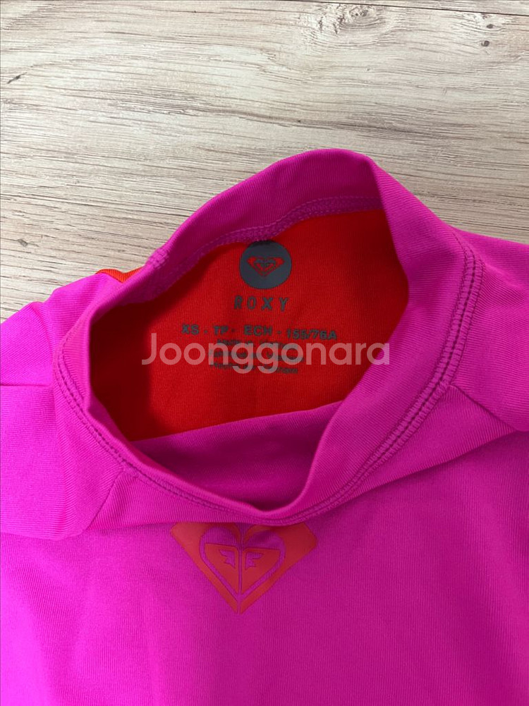 새제품) 록시 ROXY 래쉬가드 XS--6