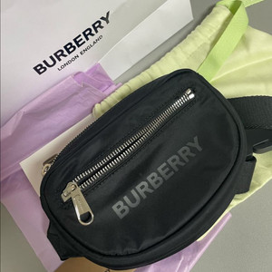 sss급 버버리 힙색 판매합니다