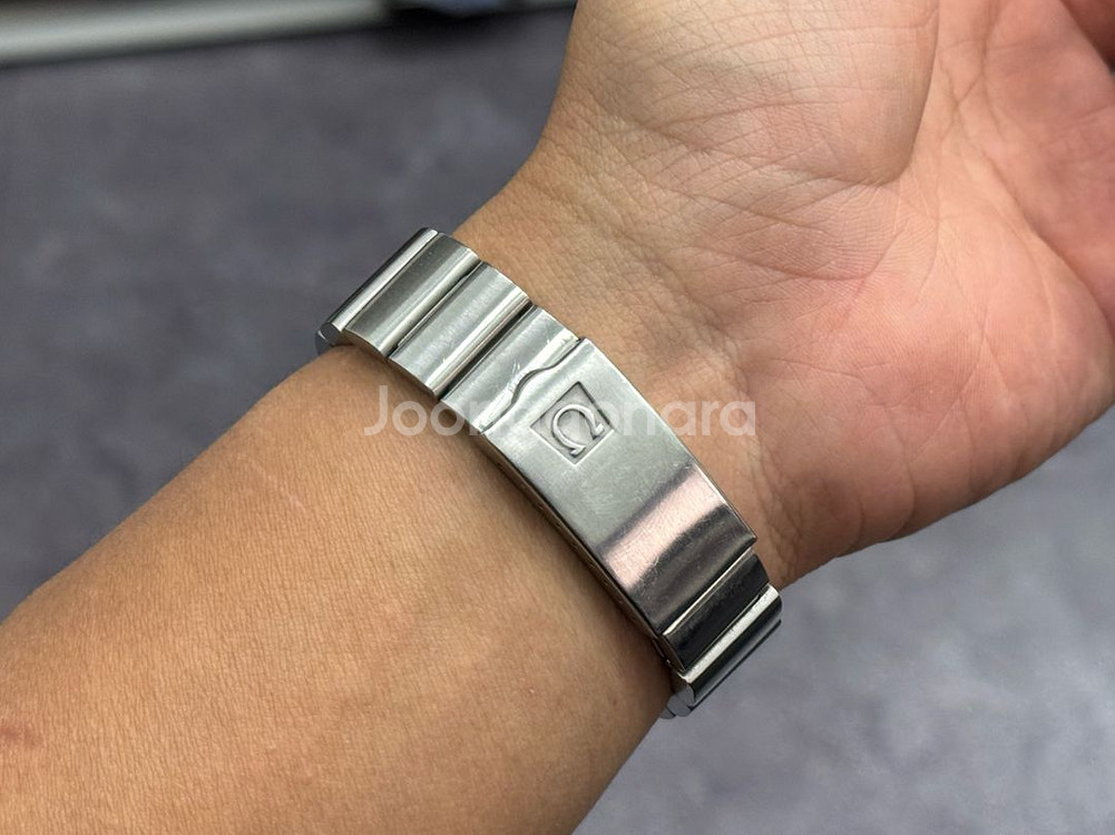 오메가 스피드마스터 4.5 시계 판매합니다.--7