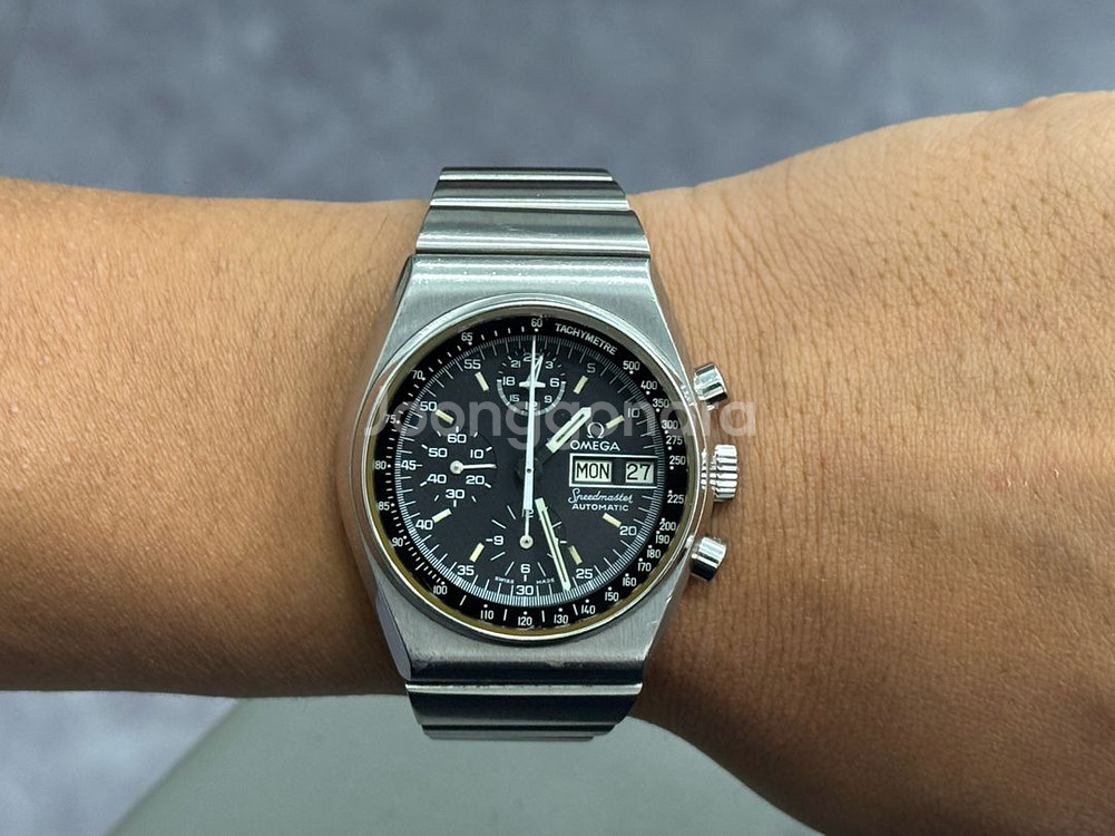 오메가 스피드마스터 4.5 시계 판매합니다.--6