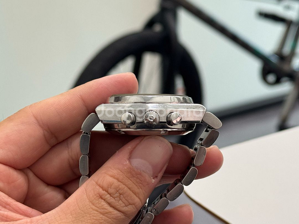 오메가 스피드마스터 4.5 시계 판매합니다.--8