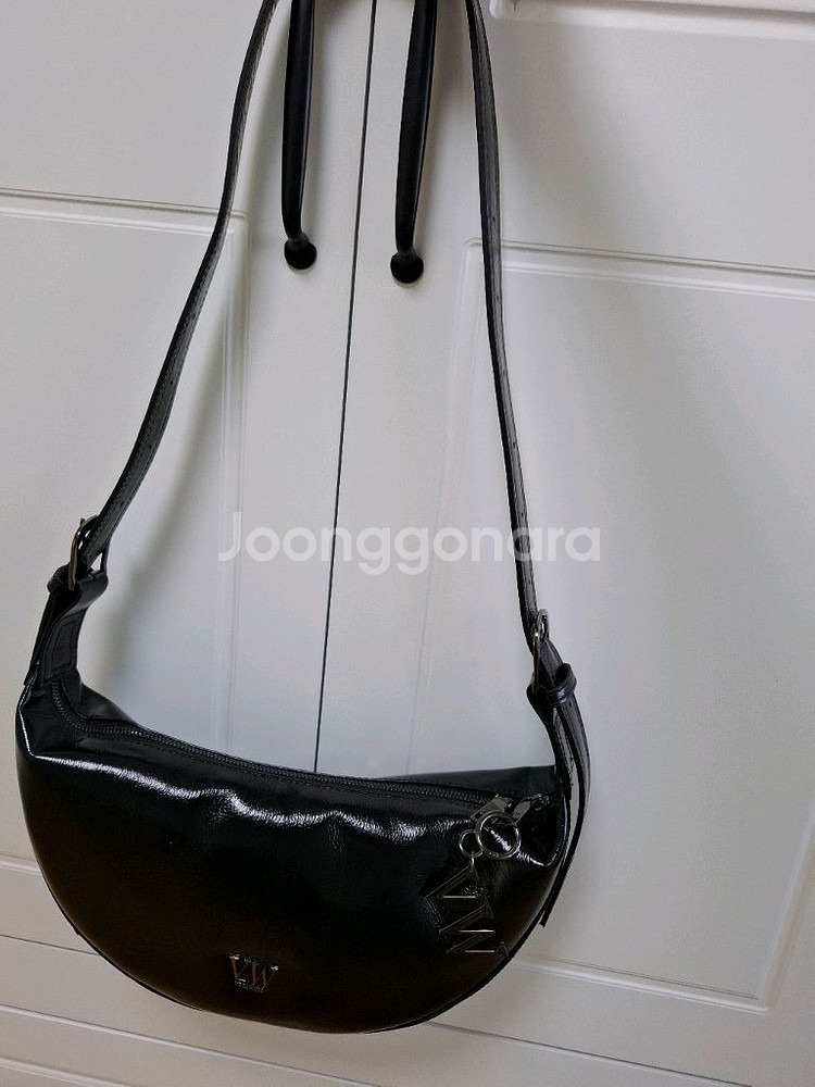 베라왕 크루아상 숄더/크로스백 블랙--1