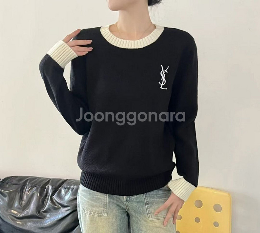 입생 배색 베이직 라운드 니트--0