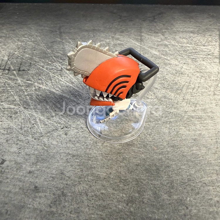 귀멸의칼날 가챠 피규어 체인소 중고--0