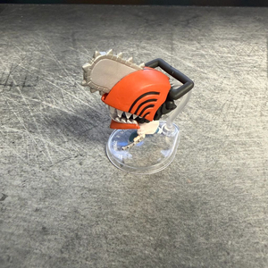 귀멸의칼날 가챠 피규어 체인소 중고