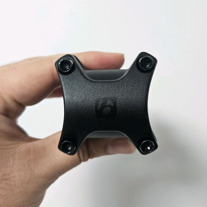 본트래거 리듬 콤프 스템 80mm 판매합니다