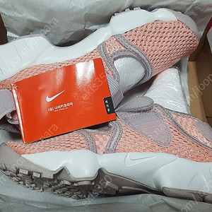 [미착용,새제품] NIKE 나이키코리아 정품 리프트2