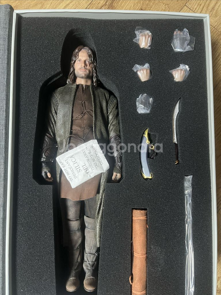 인아트 아라곤 조형모 개봉품 판매합니다--1