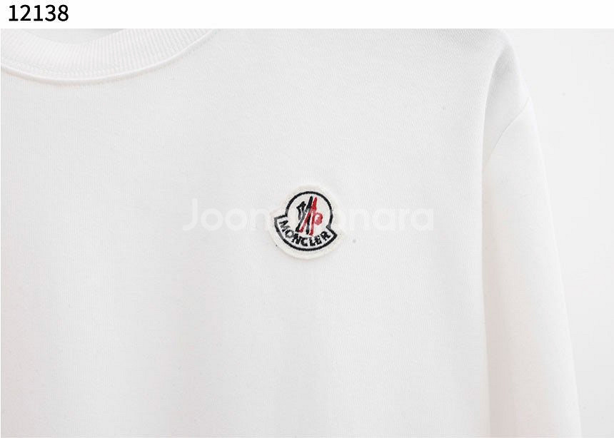 몽클레어 맨투맨--6