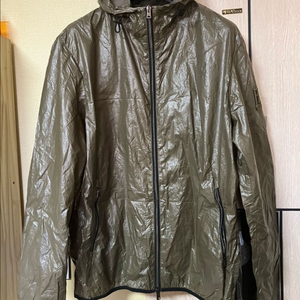 에르노 바람막이