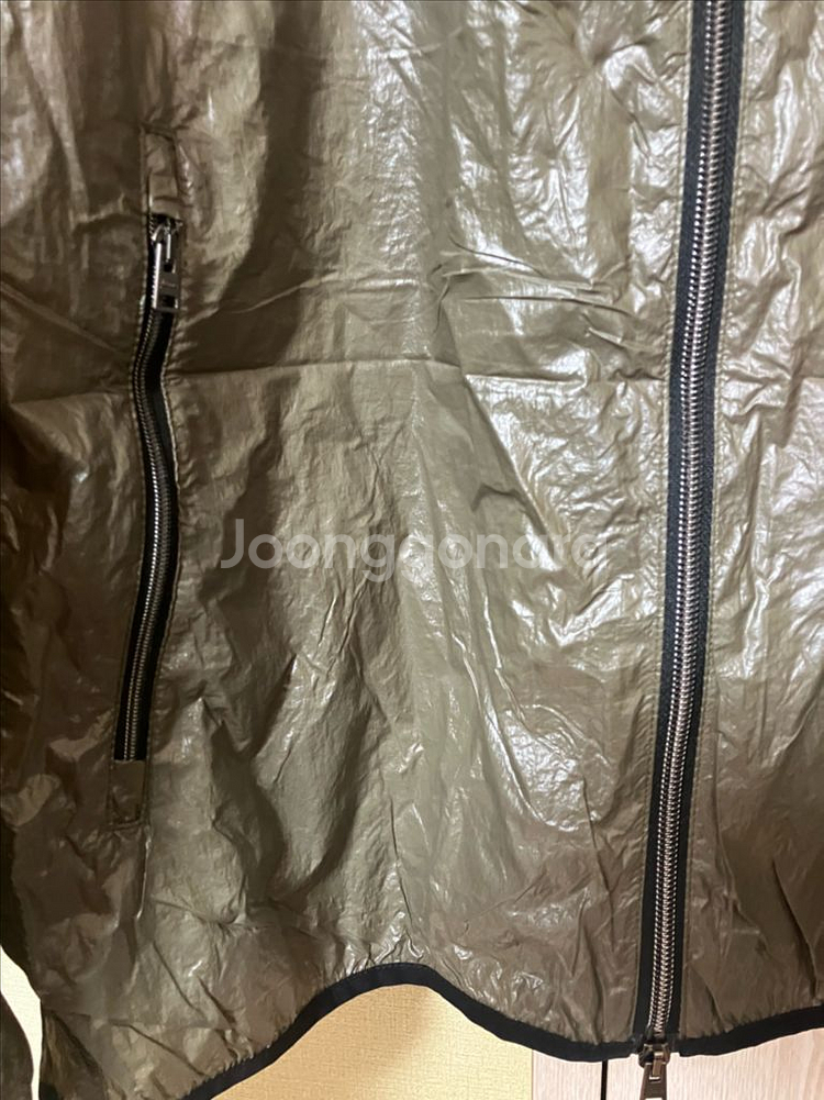 에르노 바람막이--3