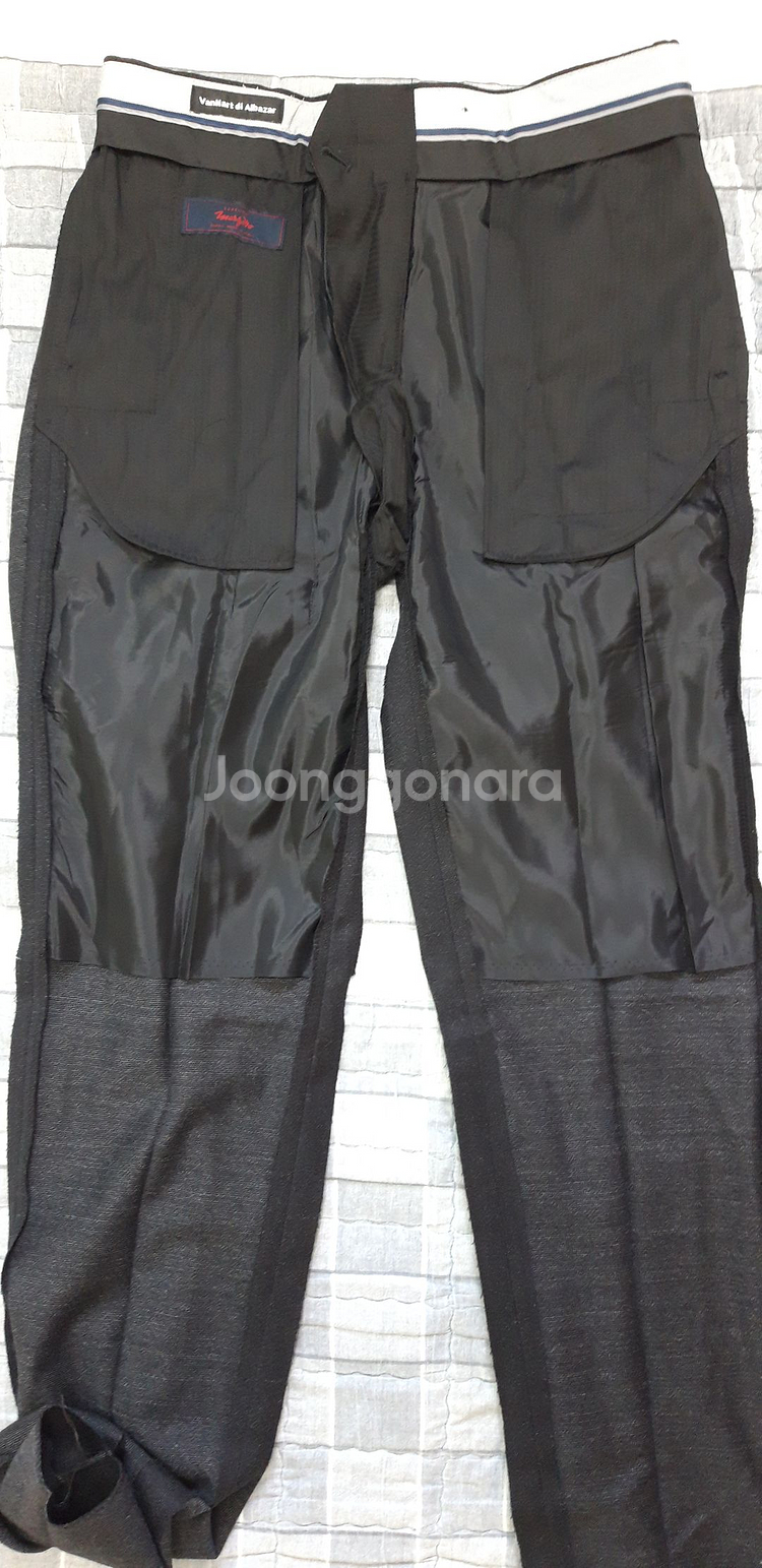 반하트디알바자 블랙78사이즈 팬츠 새제품 판매합니다.--6