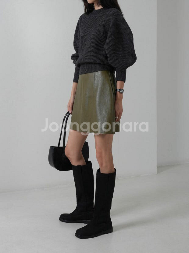 11am레더 스커트 판매해요 S사이즈--4