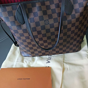 루이비통 네버풀mm(거의새것 파우치없슴)