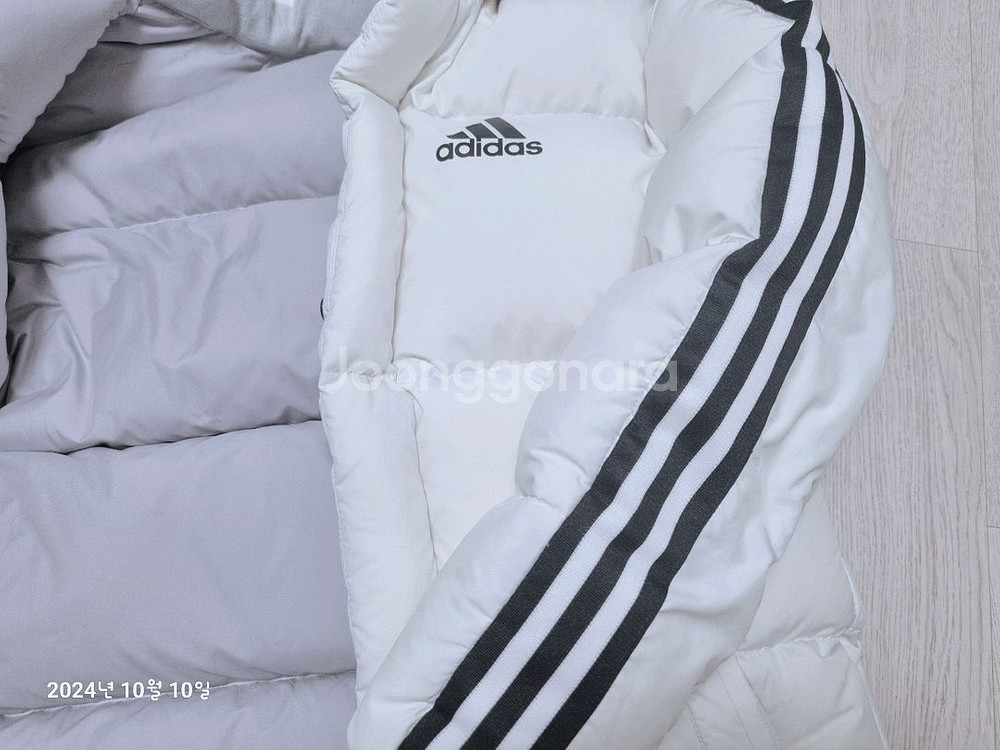 아디다스키즈 패딩 140사이즈--2