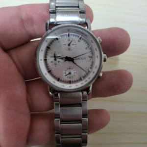 DKNY 여성 손목시계