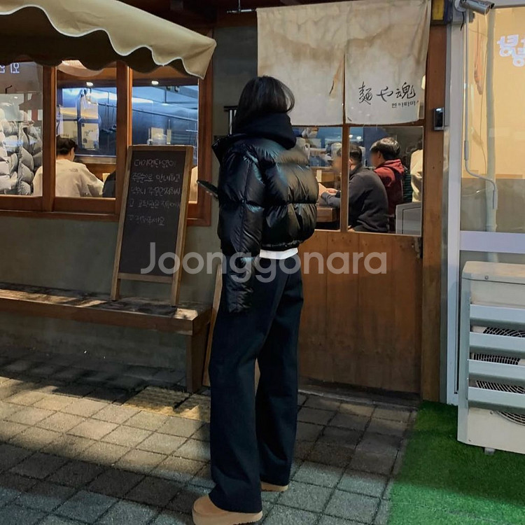 [새상품]브론 구스 패딩 블랙--4