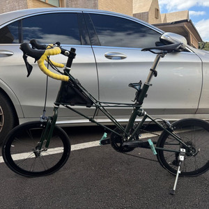 몰튼 TSR9 업그레이드 된 자전거 판매합니다.