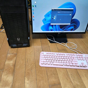 인텔 I5-7500 컴퓨터 본체 램16 SSD250 L