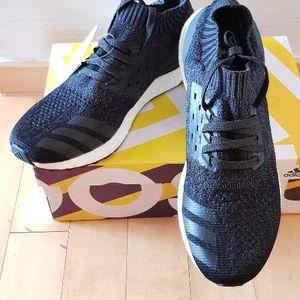 아디다스 울트라부스트 언케이지드 285 새상품