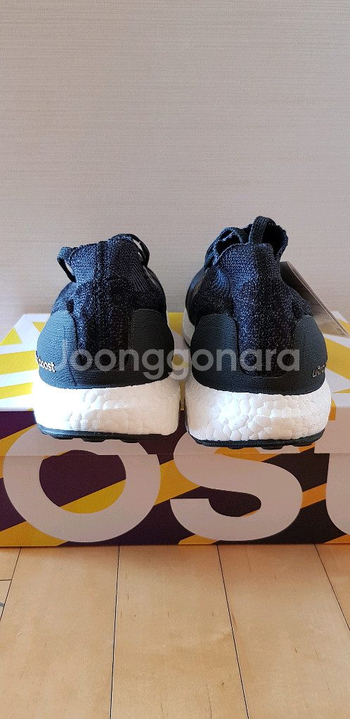 아디다스 울트라부스트 언케이지드 285 새상품--5