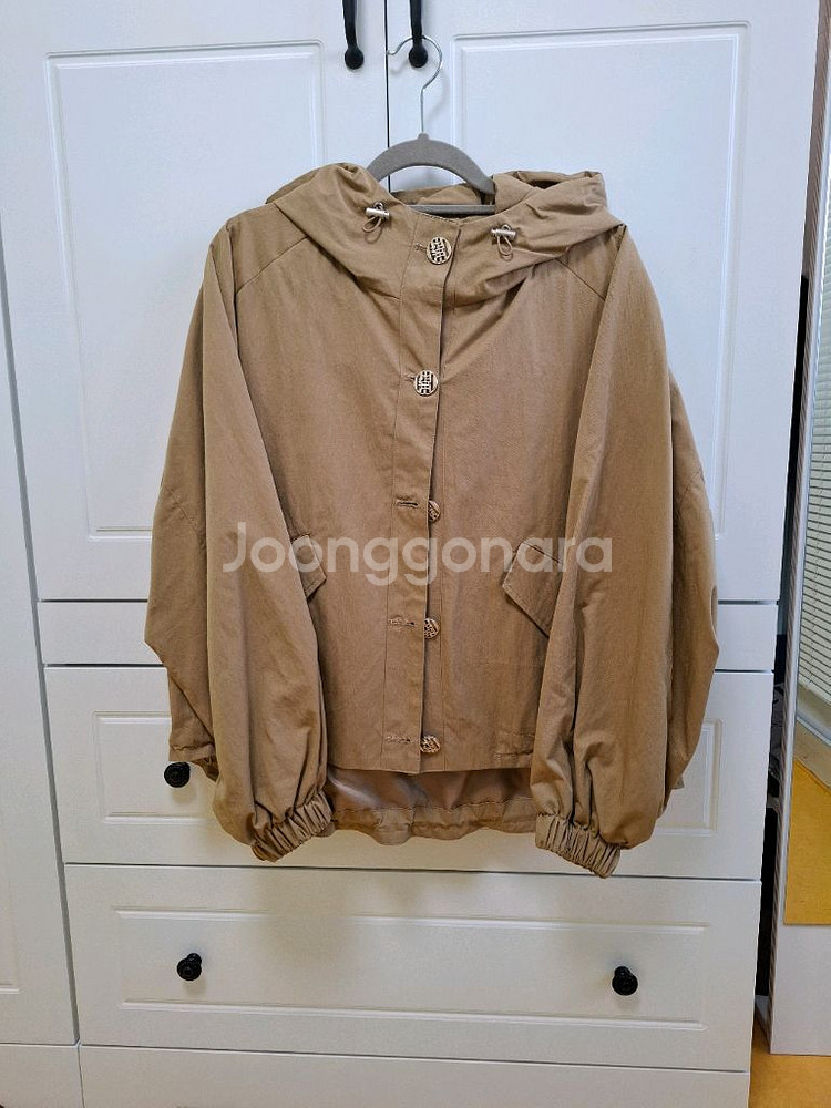 베이지 후드 점퍼(새 옷)--0