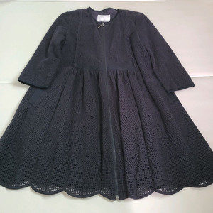 레니본 하트 아일렛 원피스