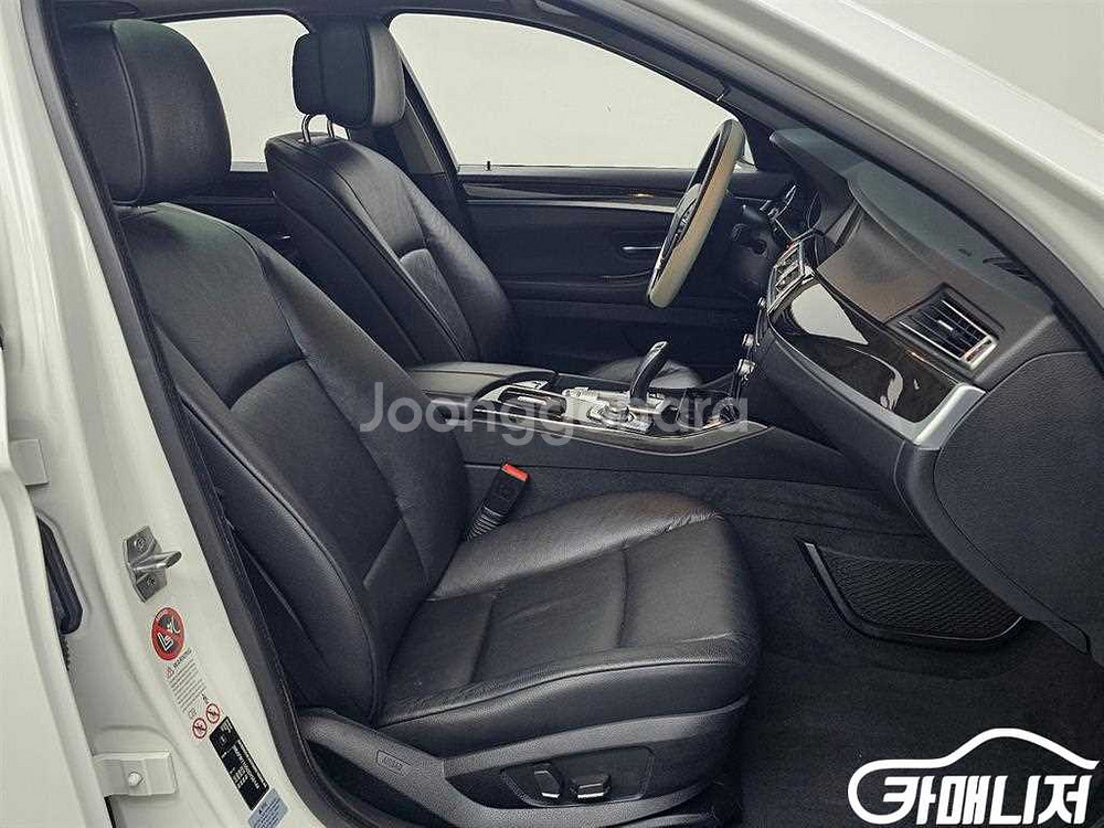 [BMW]5시리즈 (F10) 520d (5인승) #앱특--9