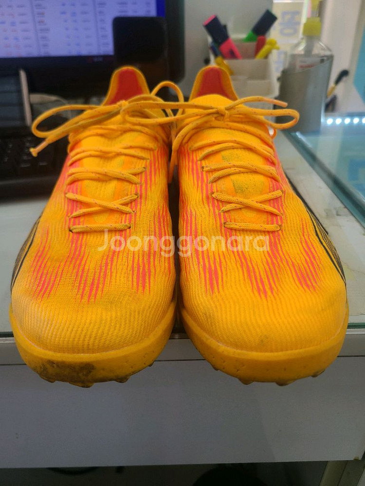 푸마 풋살화 울트라 얼티메이트케이지tf 285--1