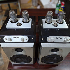 진공관 빈티지 중형 스피커 1조 edifier m-30 감성 인테리어 카페 가게 매장 레트로 오디오