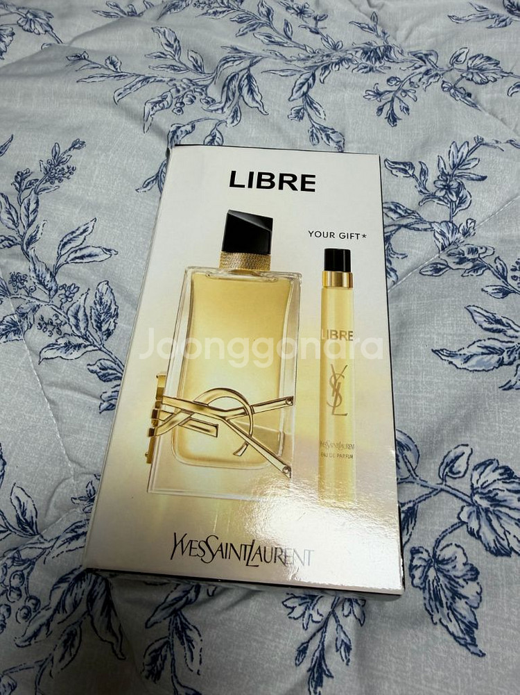 입생로랑 리브르 향수 선물 세트(90ml + 10ml)--1