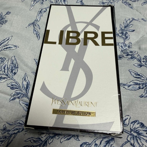 입생로랑 리브르 향수 선물 세트(90ml + 10ml)