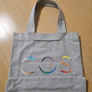 코스 COS 에코백(덤 한셀프롬바젤)