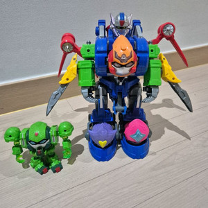 후로티 자이언트봇