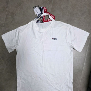 와이프로젝트 x 필라 티셔츠