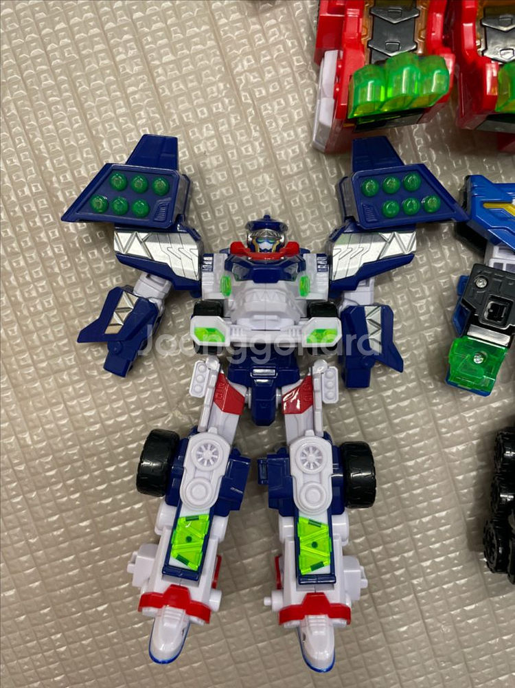 미니특공대 브이레인저스 미니 팝니다 (택포)--2