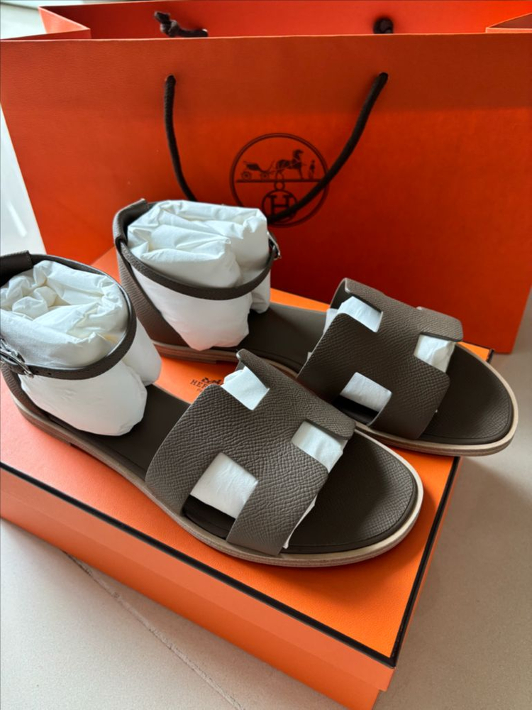 (새상품)에르메스 산토리니샌들 에토프색상 39--1