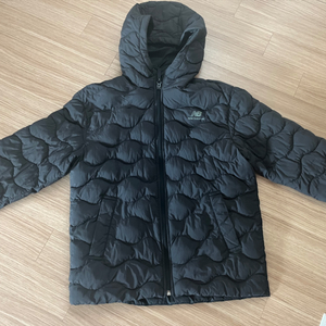 뉴발란스키즈 경량패딩 160