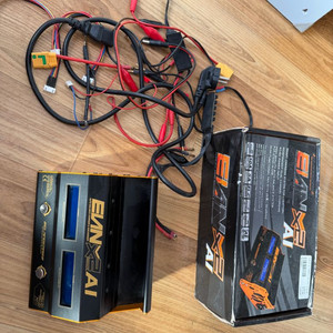 RC용 엘란 X2 Ai 충전기 팝니다