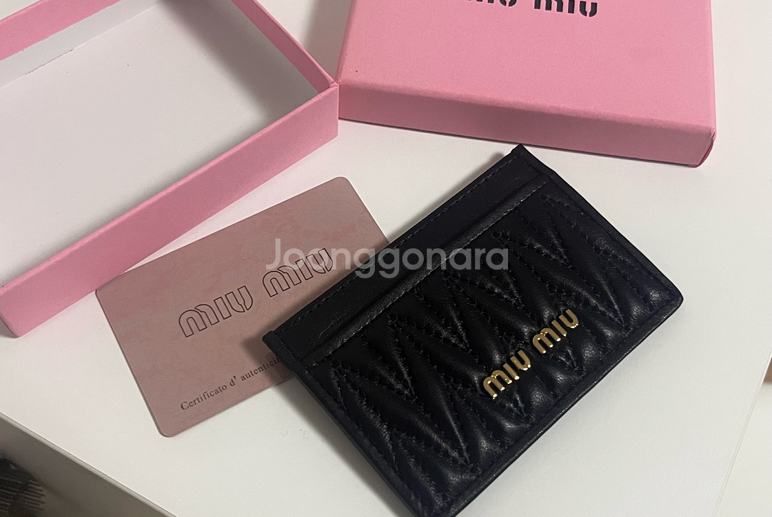 미우미우 카드지갑 블랙 미사용--0