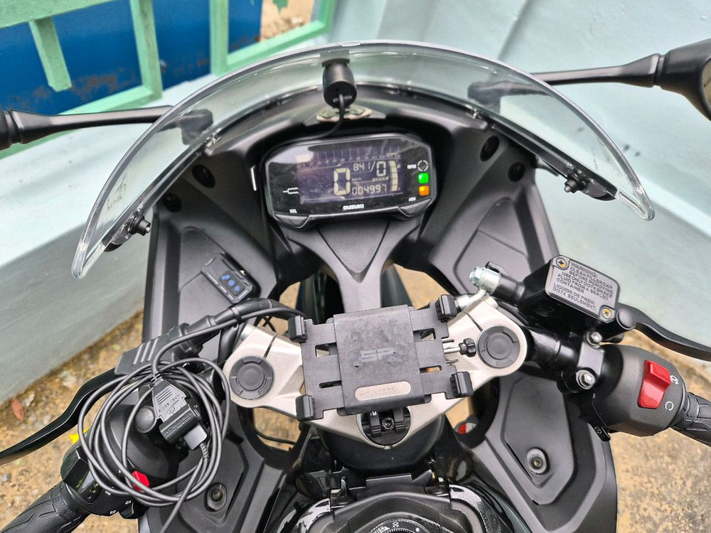 스즈키 gsx r125 이미지