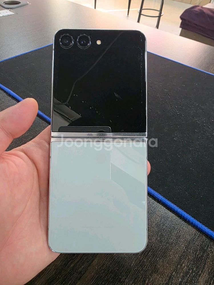 갤럭시Z플립5 256G 무잔상 가성비 최저가 중고폰--0