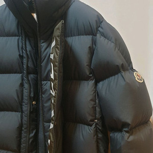 몽클레어남성패딩