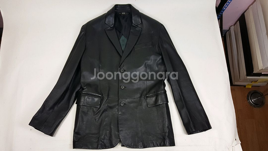 장프랑코페레 검정색 양가죽 남성 자켓--2
