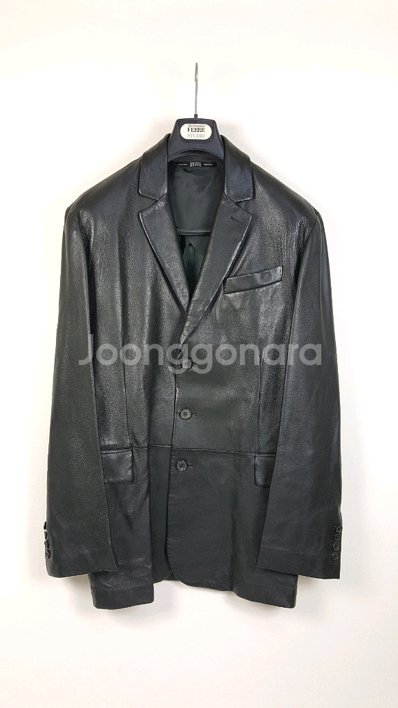 장프랑코페레 검정색 양가죽 남성 자켓--10