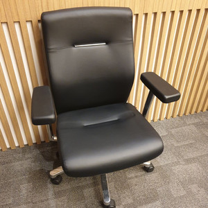 [판매] A급 퍼시스 세나토중역의자 판매합니다.